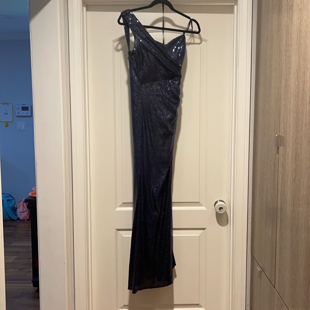 Beautiful sequin dress worn once